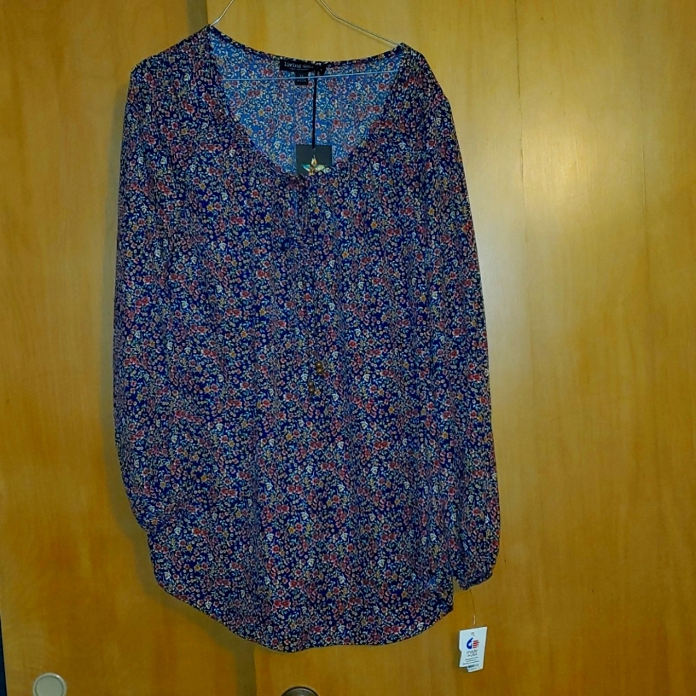Living Doll Los Angeles XL Floral Long Sleeved Blouse